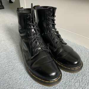 Dr. Marten Original 1460 Boots US Women’s Size 9/Men’s 8/EU 41